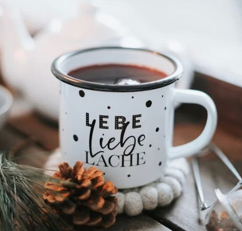Emaille Tasse Heldenglück Lebe Liebe Lache