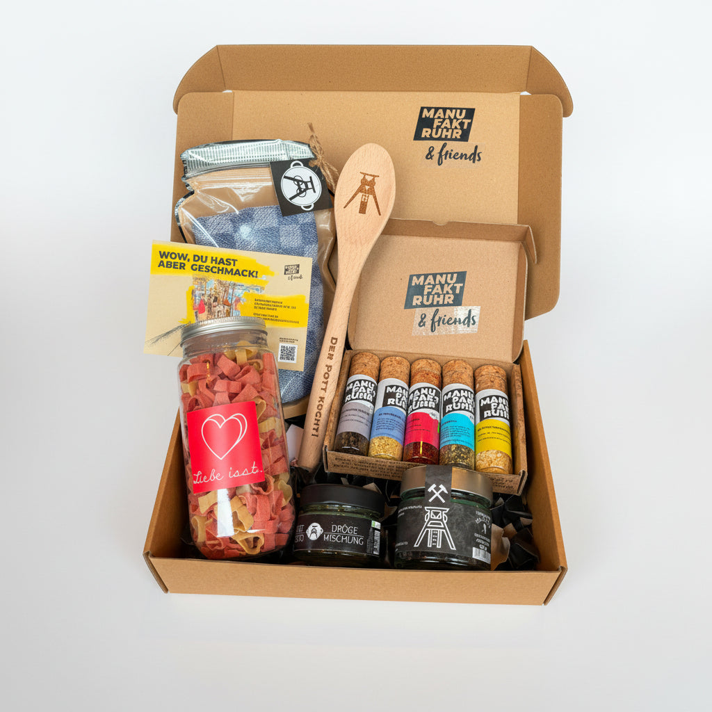 MANUFAKT.RUHR Geschenk- und Kochbox aus Essen mit Gewürzbox, Ruhrpott Nudeln, Püttsalz, Schmackes, Kochlöffel und Geschirrtuch – Geschenkidee aus dem Ruhrgebiet